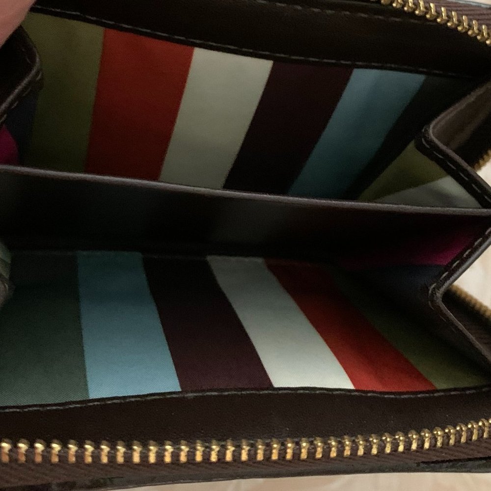 Coach Wallet - Picture 4 of 5